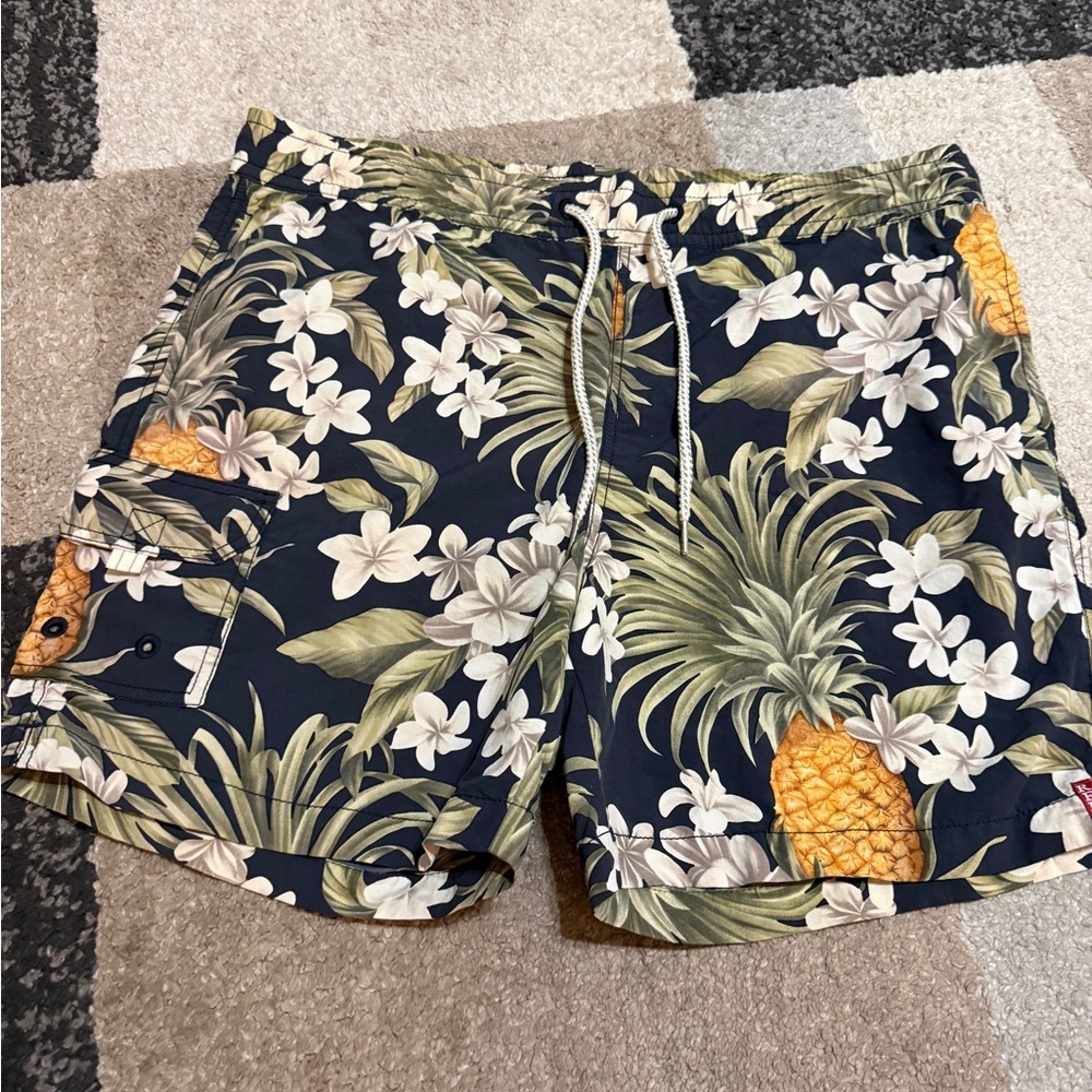 Tommy Bahama Floral Pineapple Relax Swim Shorts- Medium